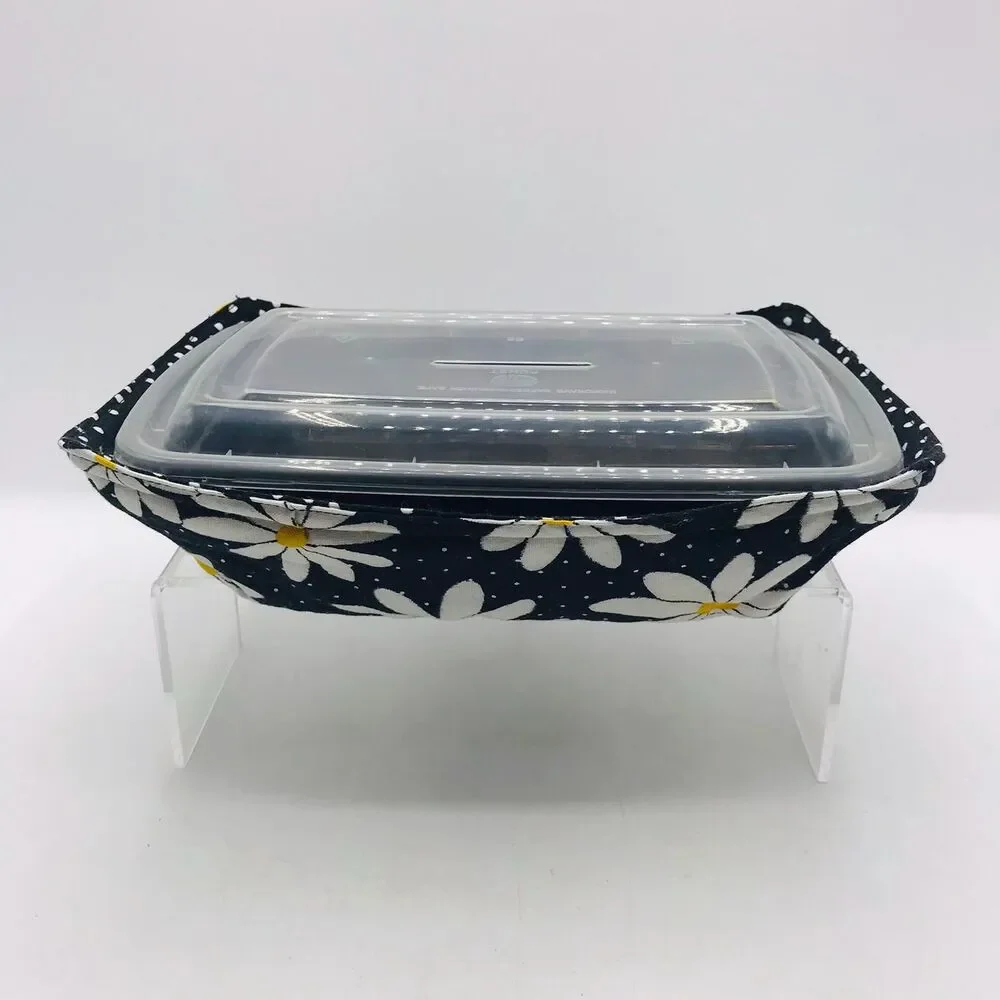 Reversible Microwave Cozie For Takeout Containers Cottage Core Daisy Flowers